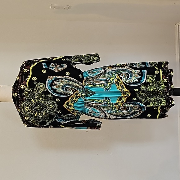 Relaxx Dress Green and Black Paisley print, 3/4 Sleeve. Size 2X  (14-16) - Picture 6 of 8